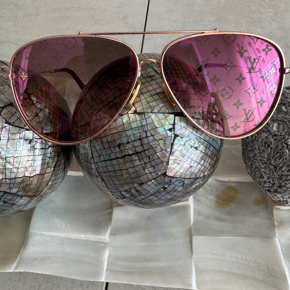 Louis Vuitton Pink Aviator Sunglasses with Gold Frame